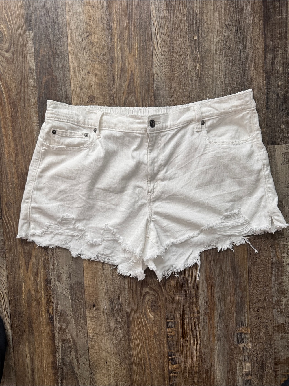 aerie White Distressed Raw-Hem Denim Shorts